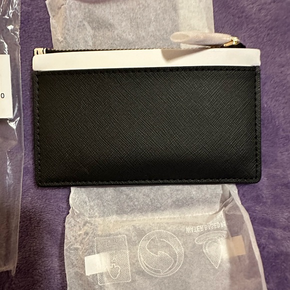 Michael Kors Black and Cream Card Holder - Picture 5 of 5